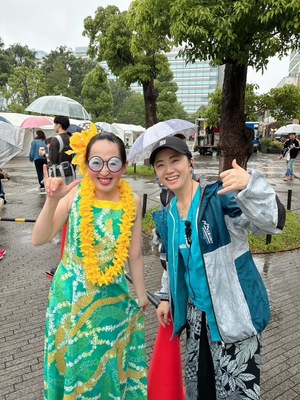 実行委員長の辻さんとメトコちゃん