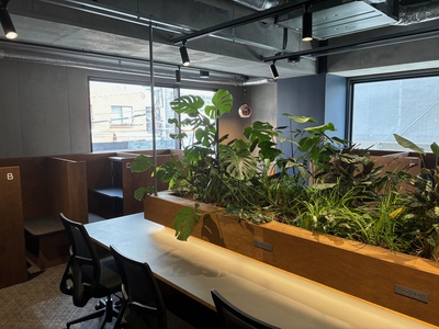 コワーキングスペースの空間