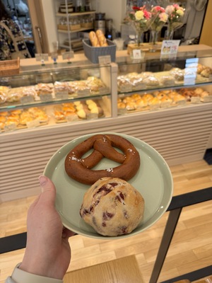 プレッツェルとパン