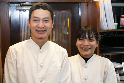 オーナーのグエンさん夫妻