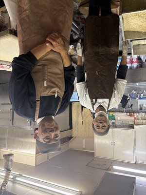 中島屋精肉店の店員さん