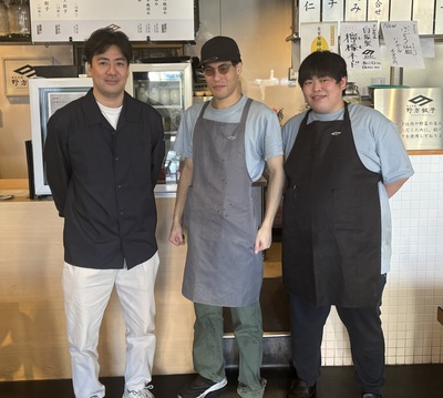 オーナーの大釜さんら