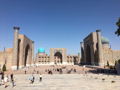 レギスタン広場