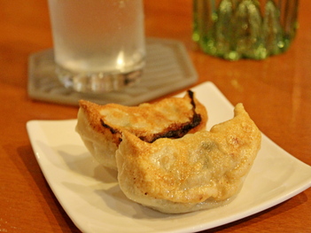 Wing Villageの焼餃子