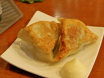 Wing Villageのエビアボ餃子