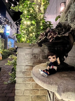 リラックスするちびナカノさん