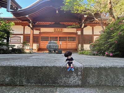 本堂とちびナカノさん