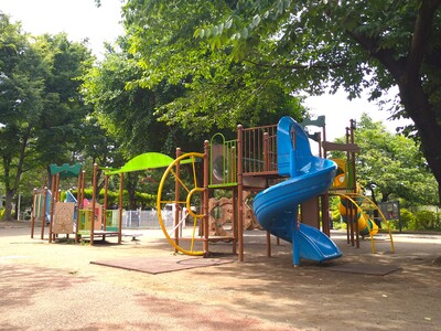 複合遊具の反対側