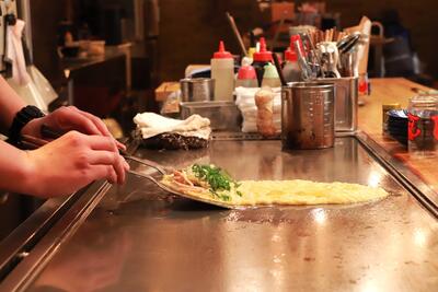 見事な手さばき