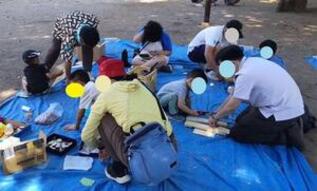 工作をしている子どもの様子