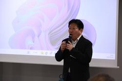 開会の挨拶をしている写真